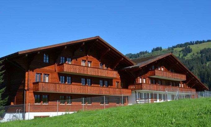 Schoenried Apartamento | Anne (2. Stock) by Interhome