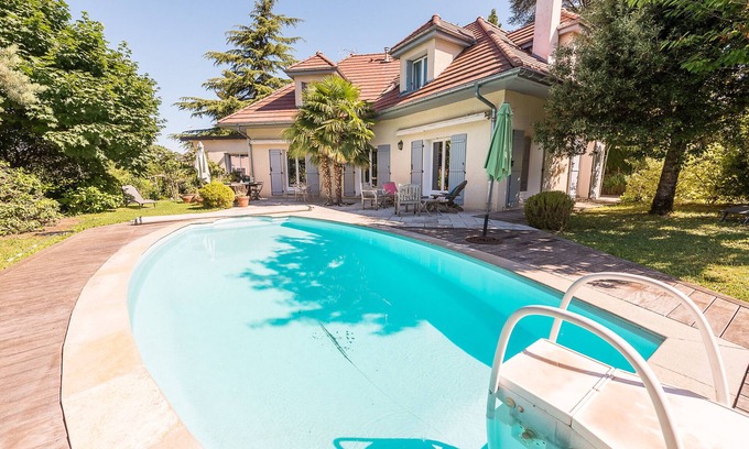 Annecy-le-Vieux Casa | ANNECY - Lumineuse Villa de famille avec Piscine
