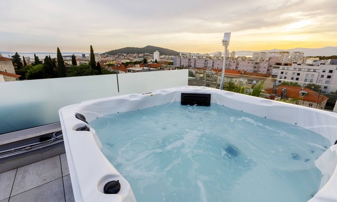 Split Hotel | Annex building Art hotel