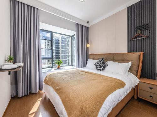 Panlong Apartamento | Annie 2704-only 260 metres from Metro Line 2 Exit C of BeiChun