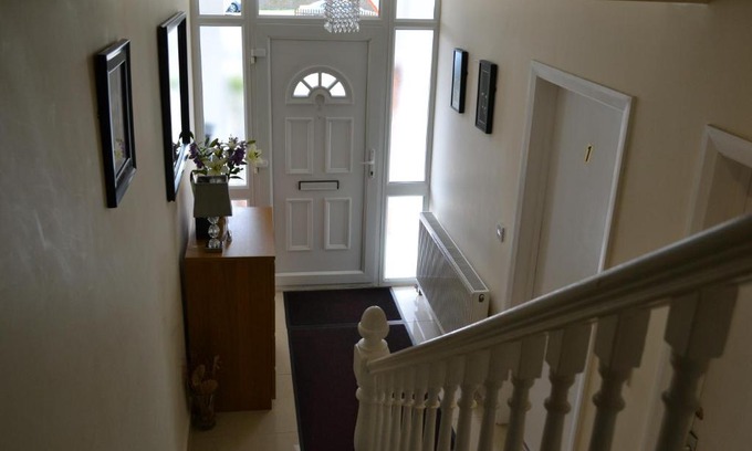 Rushmoor District Cama Y Desayuno | Annie's Guest House