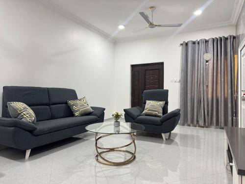 Taifa Apartamento | Anns Luxurious Apartments 3