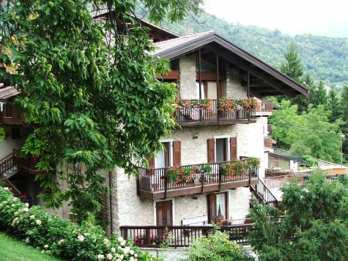 Riva del Garda Apartamento | Antica Casa Ortensia