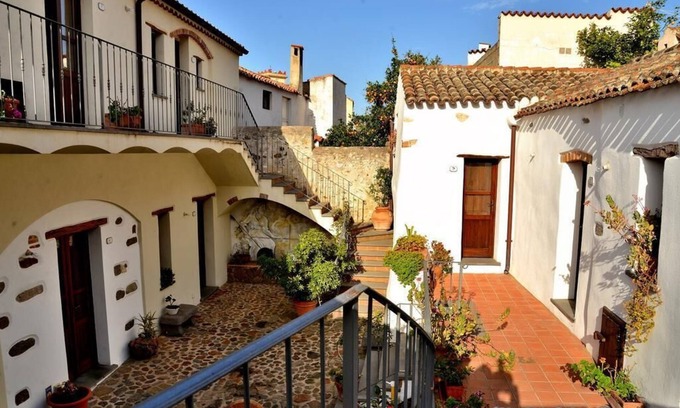 Galtelli Hotel | Hotel Antico Borgo