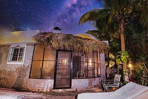 El Cuyo Cabina | Antigua Lodge, 70 m from sandy beach