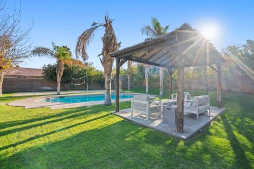 Indio Casa | Antigua Villa - Volleyball - Pool - 5Bd