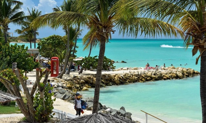 Dickenson Bay Apartamento | Antigua Village - Condo 10S