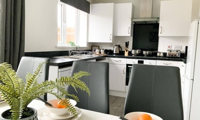 Andover Casa | A beautiful 3 bedroom house with parking and private garden in Andover