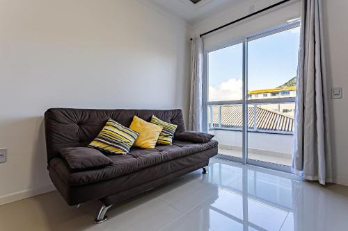 Santinho Apartamento | Ao lado Costão do Santinho. Churrasqueira - SBR304