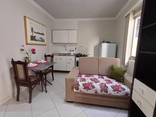 Centro Apartamento | Apê 02 - confortável e perto de tudo