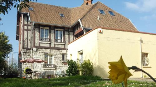 Melun Apartamento | Apakabar Homestay, Gîte 6 personnes, proche gare Melun, parking privé