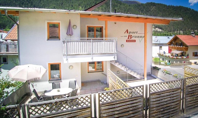 Ried im Oberinntal Apartamento | Apart am Brunnen