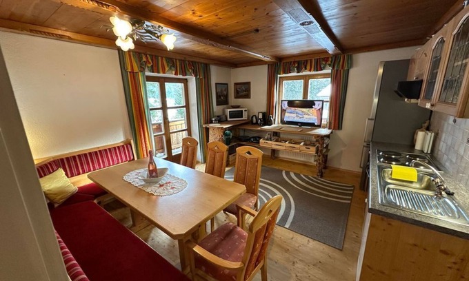 Scheffau am Wilden Kaiser Apartamento | Landhaus Brunneck - Fam. Werlberger - Aplicación ".Alexander "con 3 habitaciones 7-9 pers.-3. Vari.