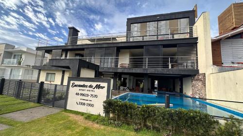 Palhoca Apartamento | Apart-Hotel "Encantos do Mar" - Beira Mar