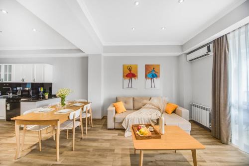 Kentron Apartamento | Apart-hotel on Koghbatsi 16
