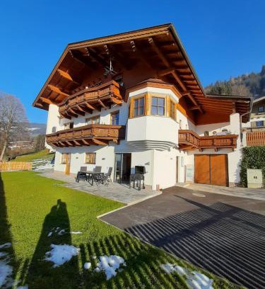 Helfenstein Apartamento | Apart Leonie