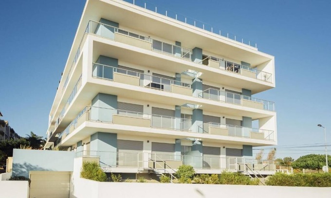 Sao Martinho do Porto Condominio | Apartamento Moderno 2 Quartos Piscina