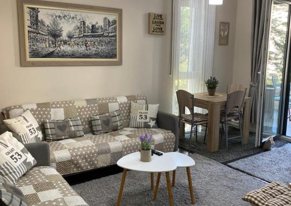 Qerek Apartamento | Apartament at Vala Mar rezidence, Hamallaj, Durres