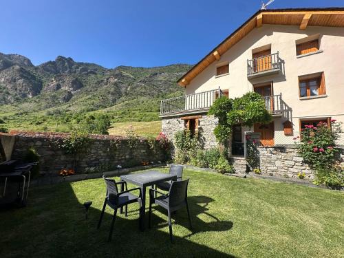 Espot Apartamento | Apartament Casa Sastre