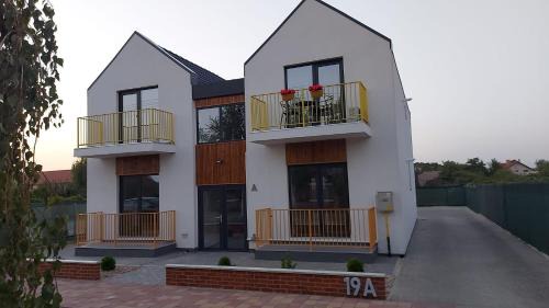 Sannicolau Mare Apartamento | Apartament Domina - RO,EN,FR-Certificat clasificare 3 stele, Ministerul Turismului