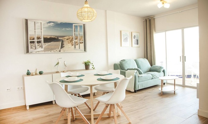 Sanlúcar de Barrameda Apartamento | Apartamento Frente al mar con Terraza