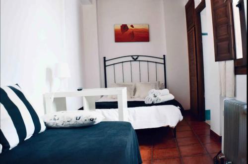San Pedro Apartamento | Apartament in the Historic Center of Albaicín, near the Alhambra