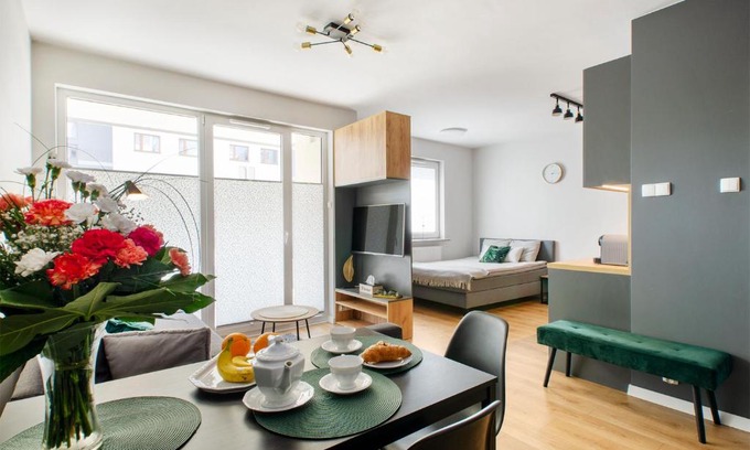 Baluty Apartamento | Apartament Jarzębinowy z ogródkiem