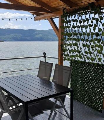 Orsova Apartamento | Apartament Laura