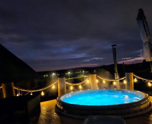 Checiny Apartamento | Apartament POD STRZECHĄ