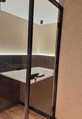 Serock Apartamento | Apartament Premium z jacuzzi nad Zegrzem