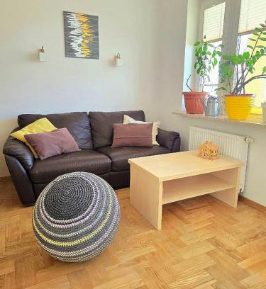 Ursynow Apartamento | Apartament Przy Metrze i Przy Lesie