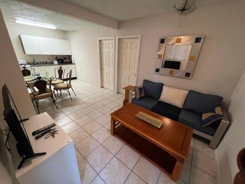 Centro Carretera Apartamento | apartament rosarito downtown B