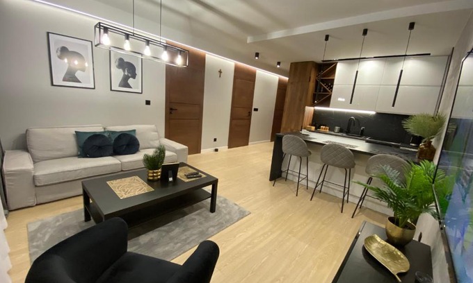 Mielec Apartamento | Apartament Skrzydlaty z ogródkiem