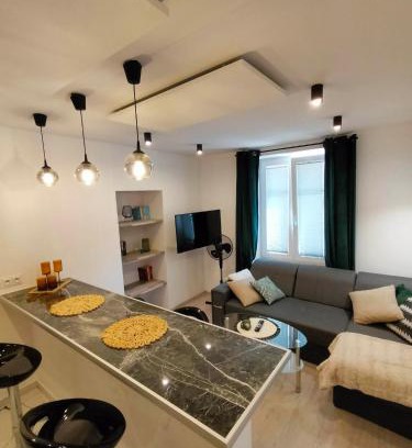 Szczecinek Apartamento | Apartament w centrum miasta przy parku i jeziorze