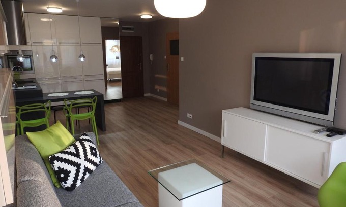 Kolobrzeg Apartamento | Apartament z ogrodem Wiśniowy Sad