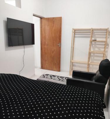 Furnas Apartamento | Apartamento 1 no Tremembé quarto cozinha banheiro