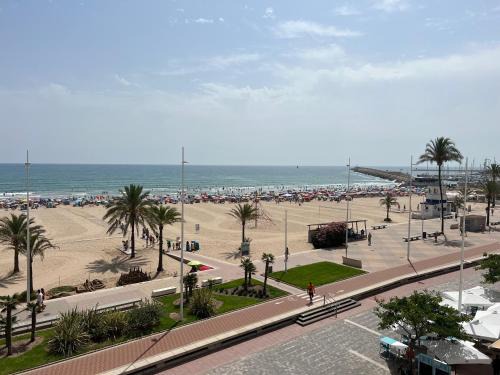 Grau i Platja Apartamento | Apartamento 1ª Línea de Playa - Con Piscina y Parking