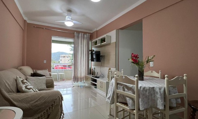 Ze Amandio Apartamento | Apartamento 2 dorm. em Bombas SC