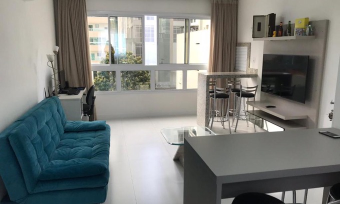 Andorinha Apartamento | Apartamento 2 dormitórios a 300 metros do mar na Meia Praia - Itapema-sc