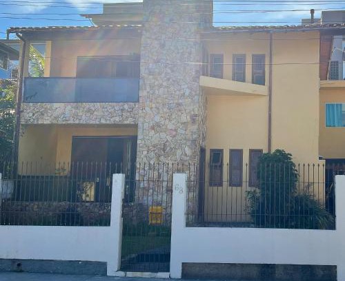 Vila Nova Apartamento | Apartamento a 30m da Praia da Vila Apartamento dos fundos