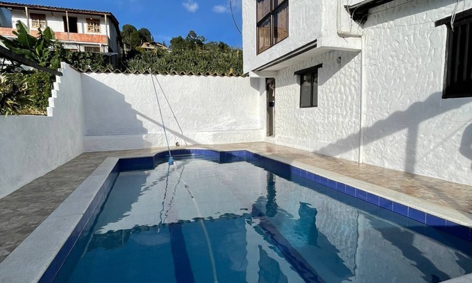Medellin Casa | Apartamento campestre con piscina, jacuzzi y baño turco a15 min área urbana Med.