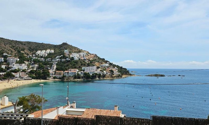 Almadraba-Canyelles Apartamento | Apartamento Canyelles playa