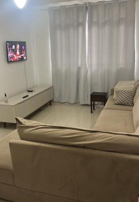 Enseada Apartamento | Apartamento com Suite Praia da Enseada Dois Quartos