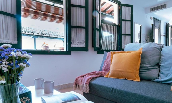 Alameda Apartamento | Apartamento con encanto en patio sevillano (202)