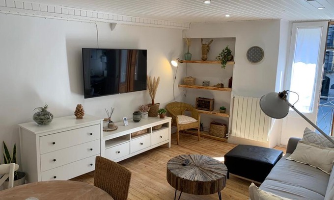 Puigcerda Apartamento | APARTAMENTO CON ENCANTO TÍPICO CERETÀ Centro