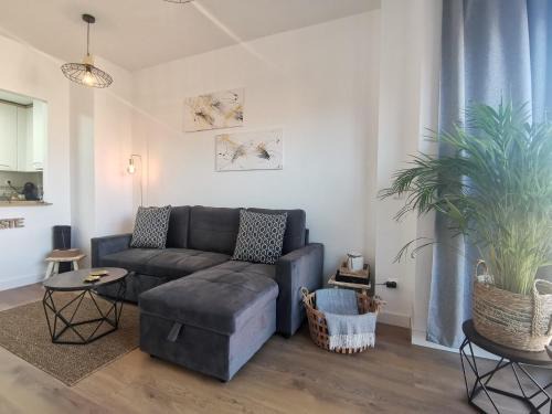 Rejas Apartamento | Apartamento con garaje y piscina