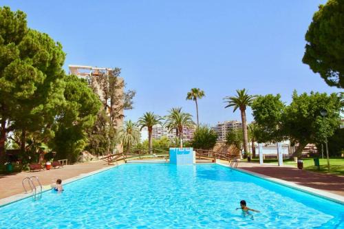 Cabo de las Huertas Apartamento | Apartamento con gran urbanización y piscina