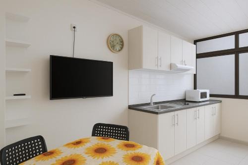 San Fernando Casa | Apartamento con jardín y pequeña piscina privada para refrescarse