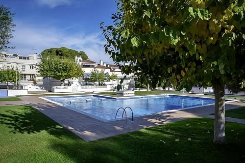 Torredembarra Apartamento | Apartamento con piscina
