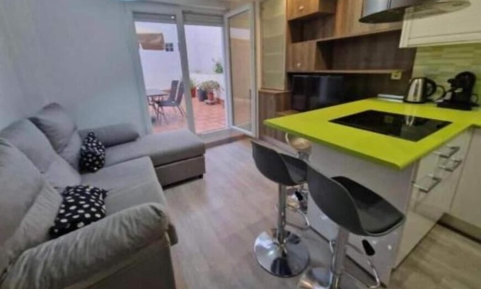 Distrito Llano Apartamento | Apartamento con Terraza y Parking